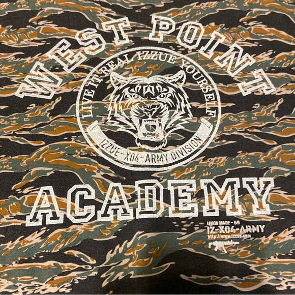 Izzue IZ-X04-ARMY Camouflage West Point Academy Sweatshirt - Picture 3 of 5